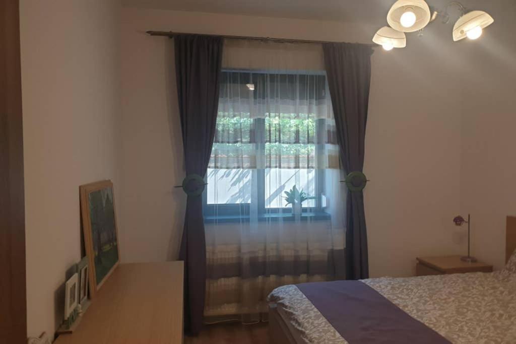 Unique Home Bucharest Luaran gambar